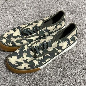 Men's Camouflage Canvas Sneakers